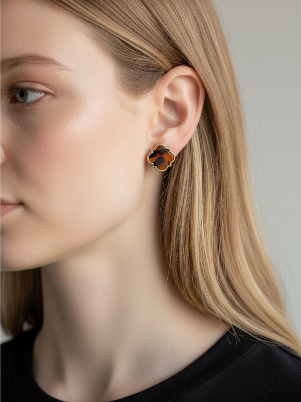 9/23 Tortoiseshell Floral Stud Earrings in Brown and Gold -